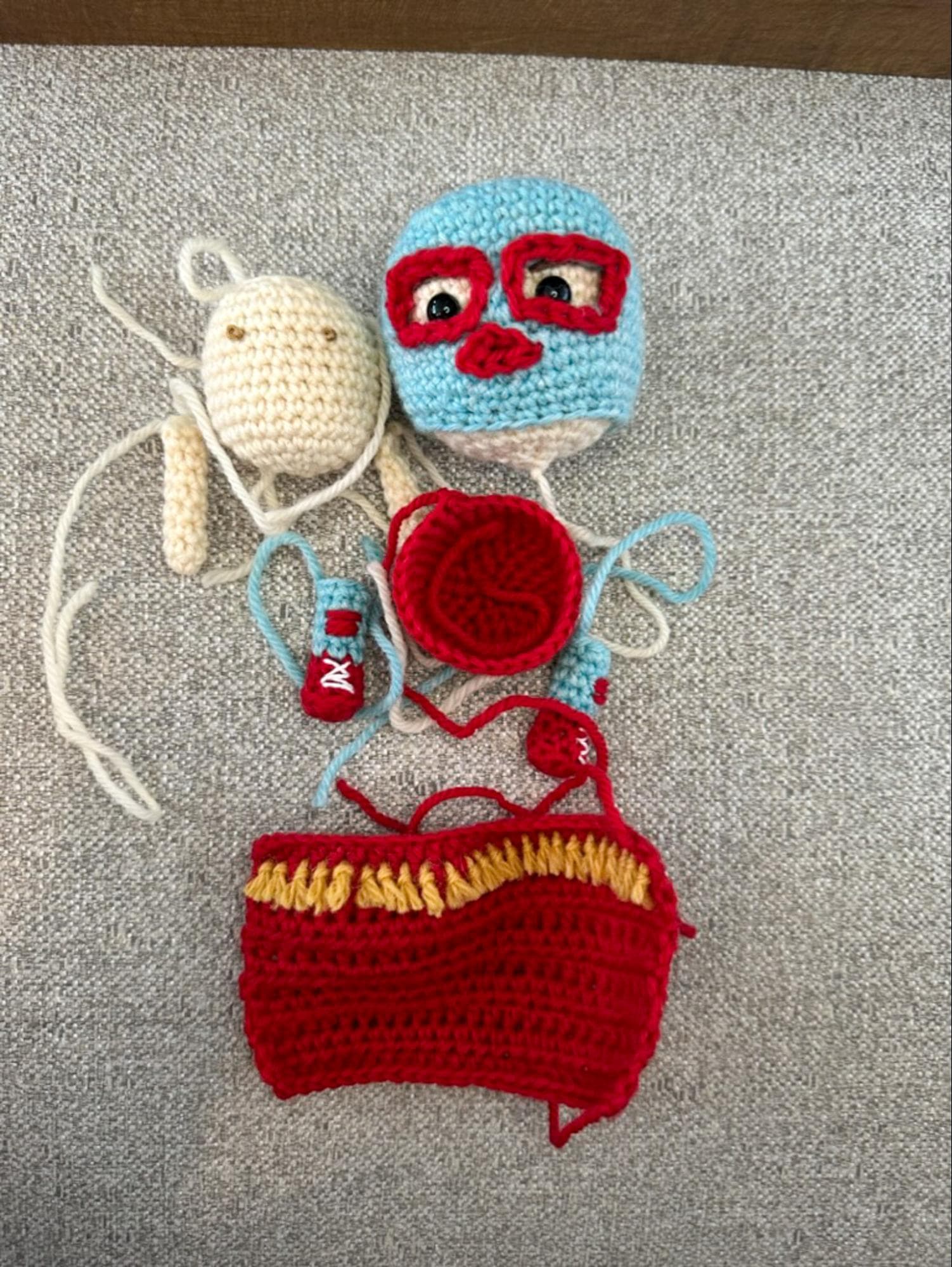 Assembly, photo 1